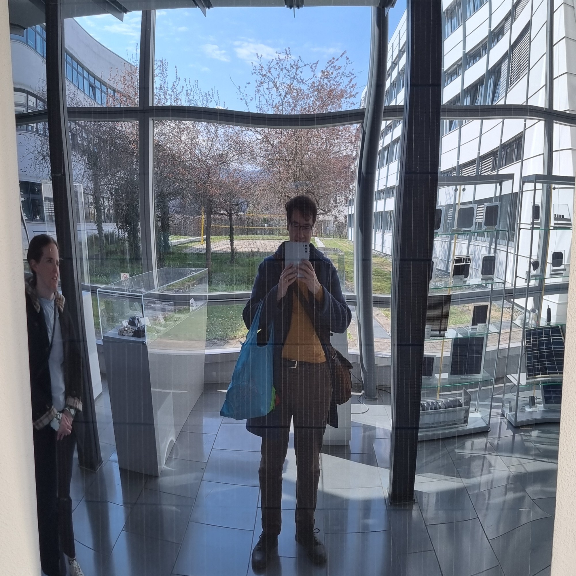 Car roof solar panel